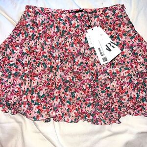 ZARA MINI SKIRT NWT